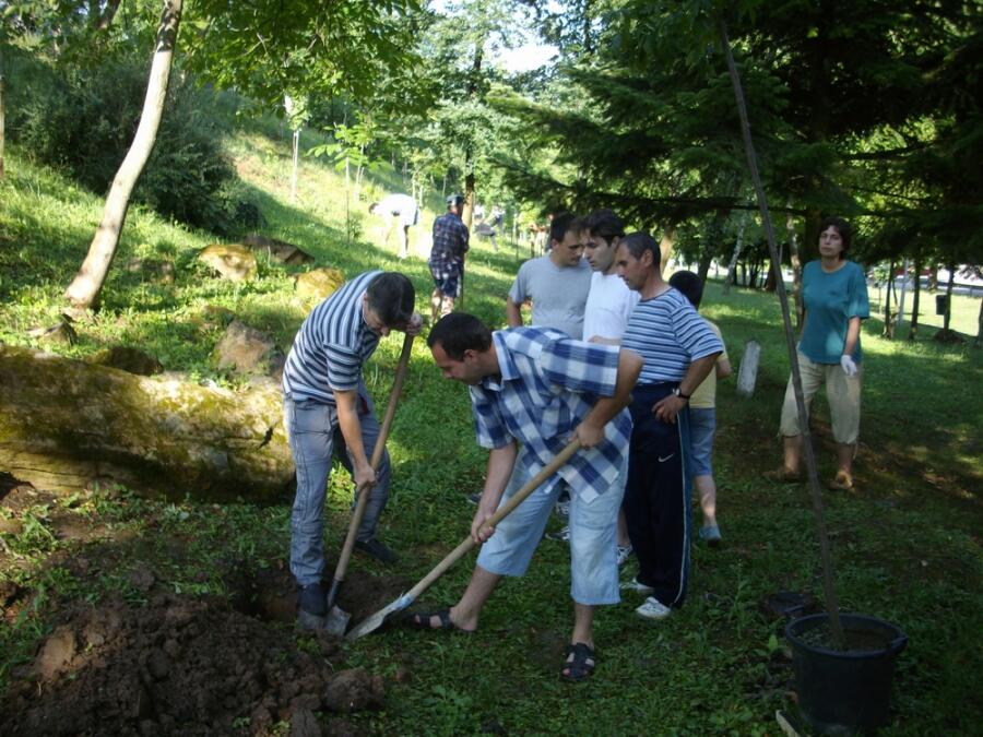 „Зелена мисия“ на Адвентната църква – залесяване и почистване на Ксилифор
