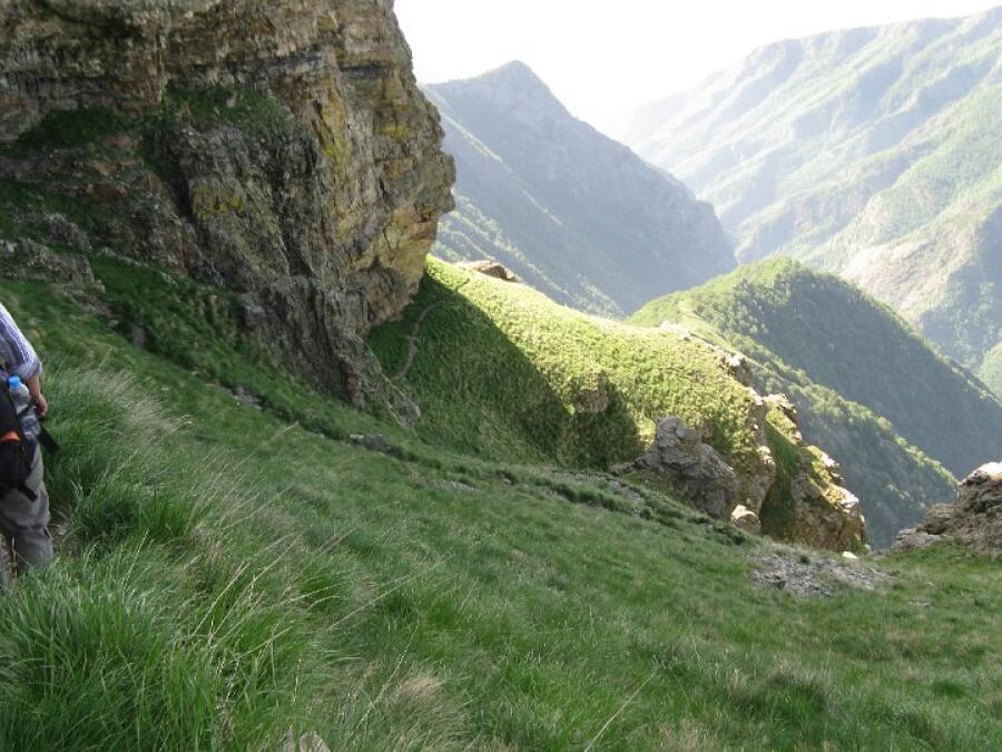 Поход Беклемето – връх Ботев – Калофер