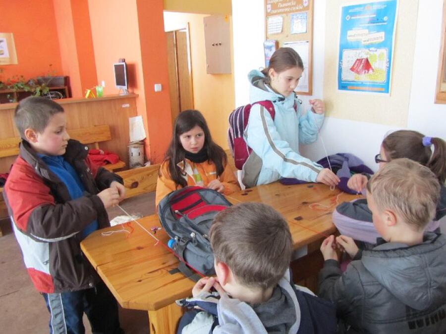 Зимната ваканция на малките туристи от планинарско училище „Слънце в раницата“