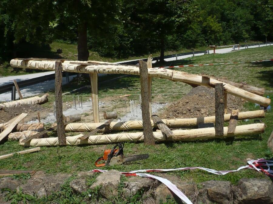 Баба Яга кани всички на нова къща в Ксилифор