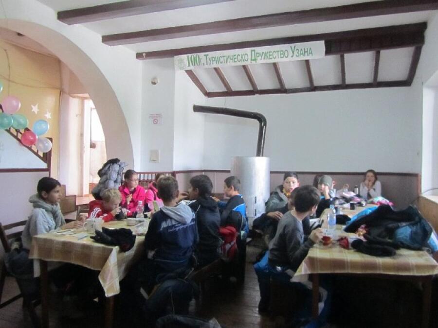 Снежна есенна ваканция „Слънце в раницата”