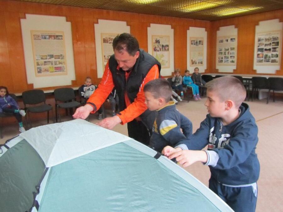 Пролетно „Слънце в раницата”