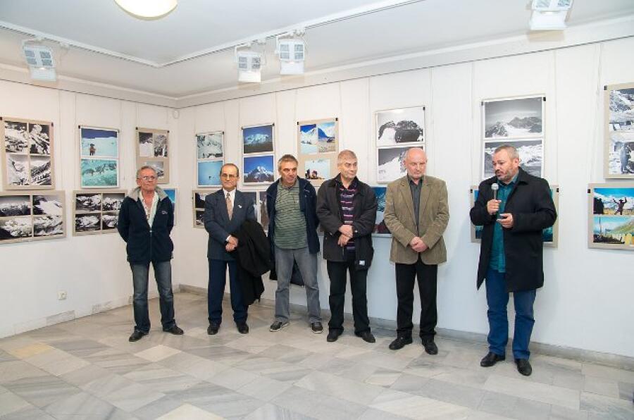 Откриване на фотоизложбата "30 години след експедицията Памир 1985"
