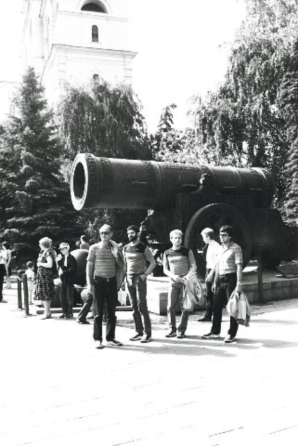 Фотоси, включени в изложбата "30 години след експедицията Памир 1985"