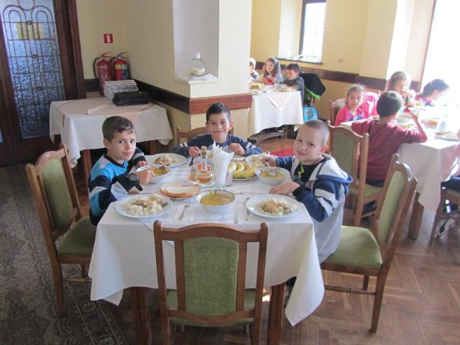 Есенно "Слънце в раницата"