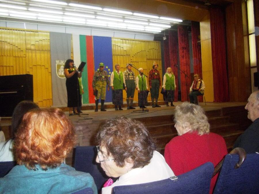 Хор "Еделвайс" с участие на концерт в Плевен
