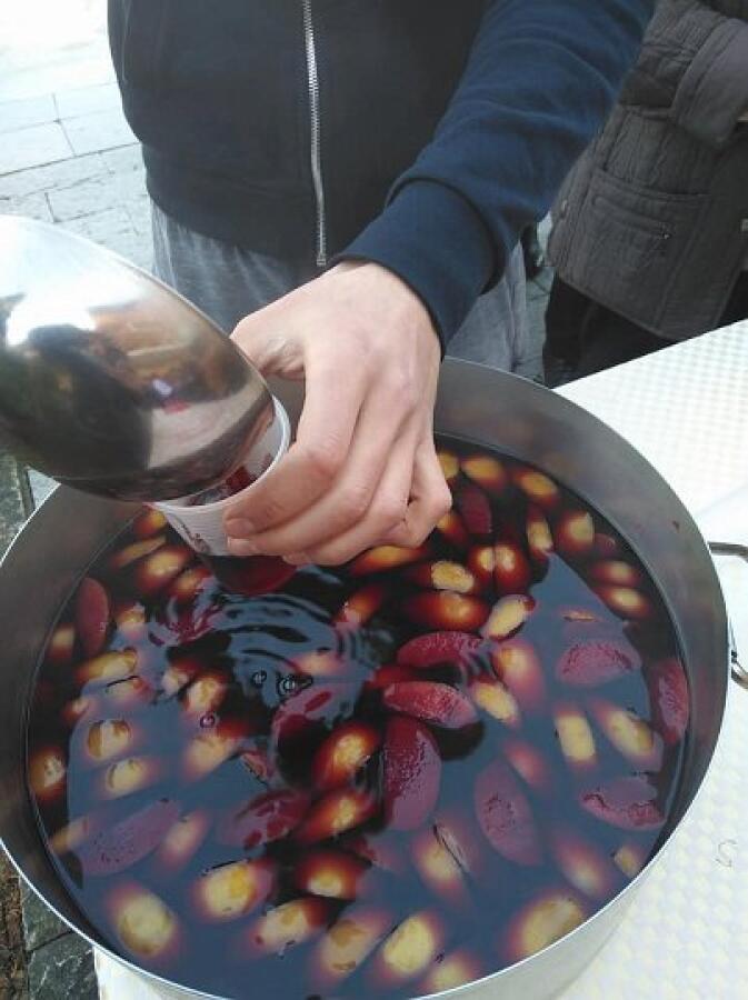 Традиционен осмомартенски поход