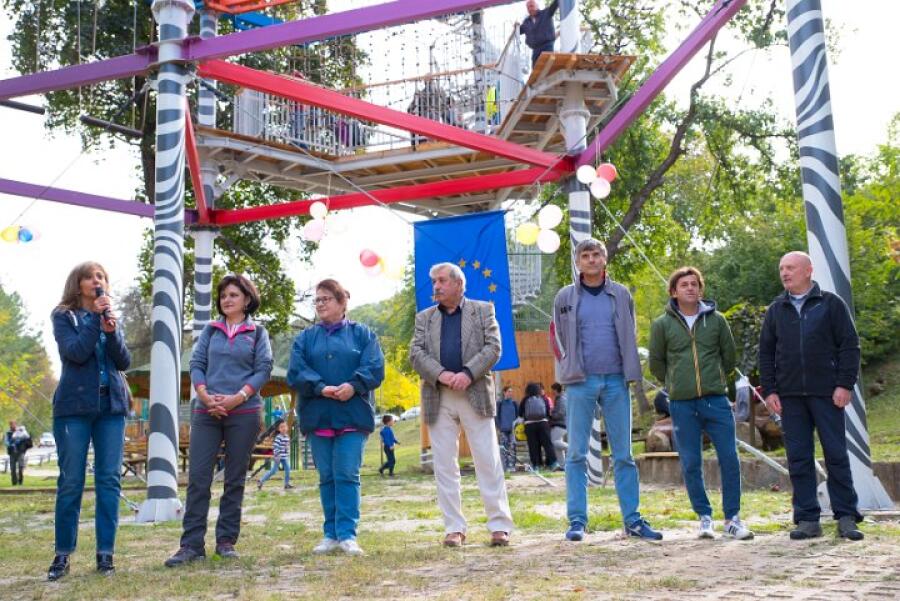 В парк Ксилифор откриха уникалния атракцион – въжена градина "Роуптопиа"