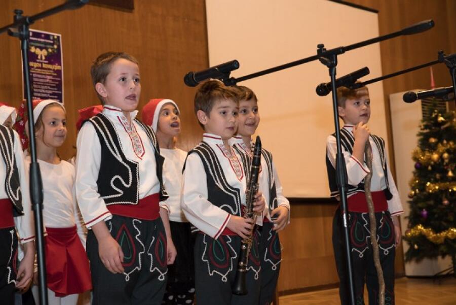 Традиционен коледен концерт