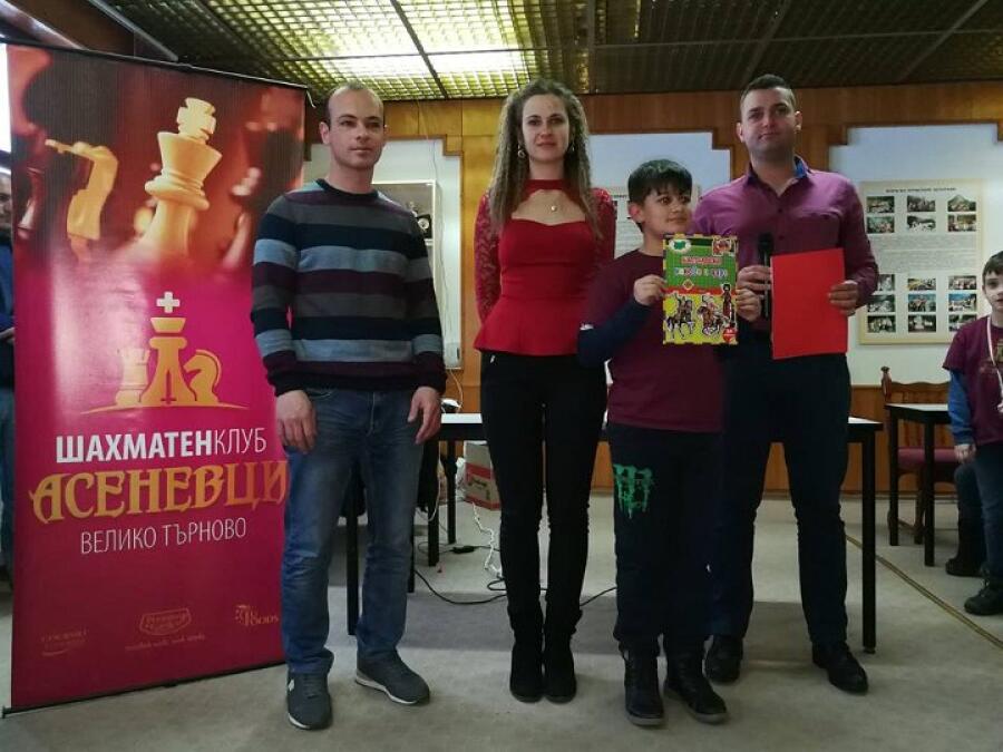 Първенства по класически шах за момичета и момчета 8 и 10 г.