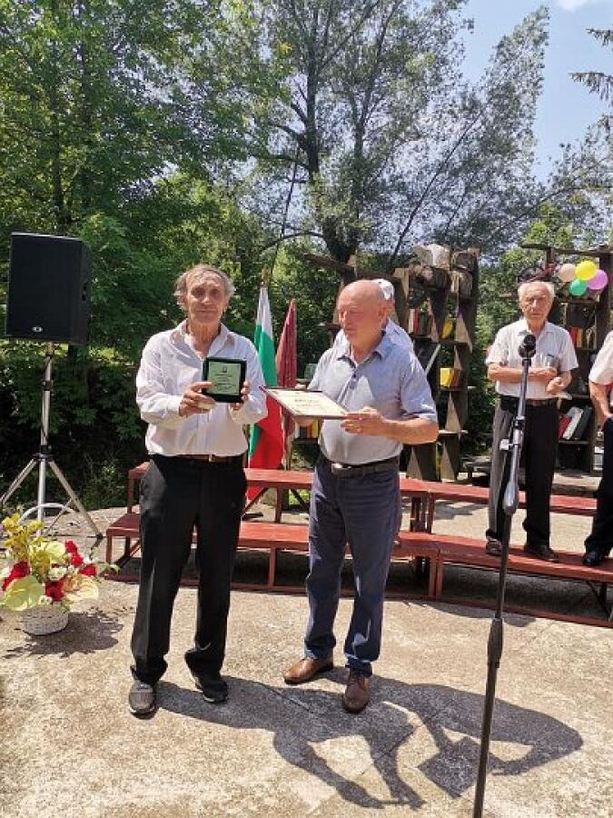 Тържествен концерт на туристическите хорове по повод 50-годишнината на хор „Еделвайс“
