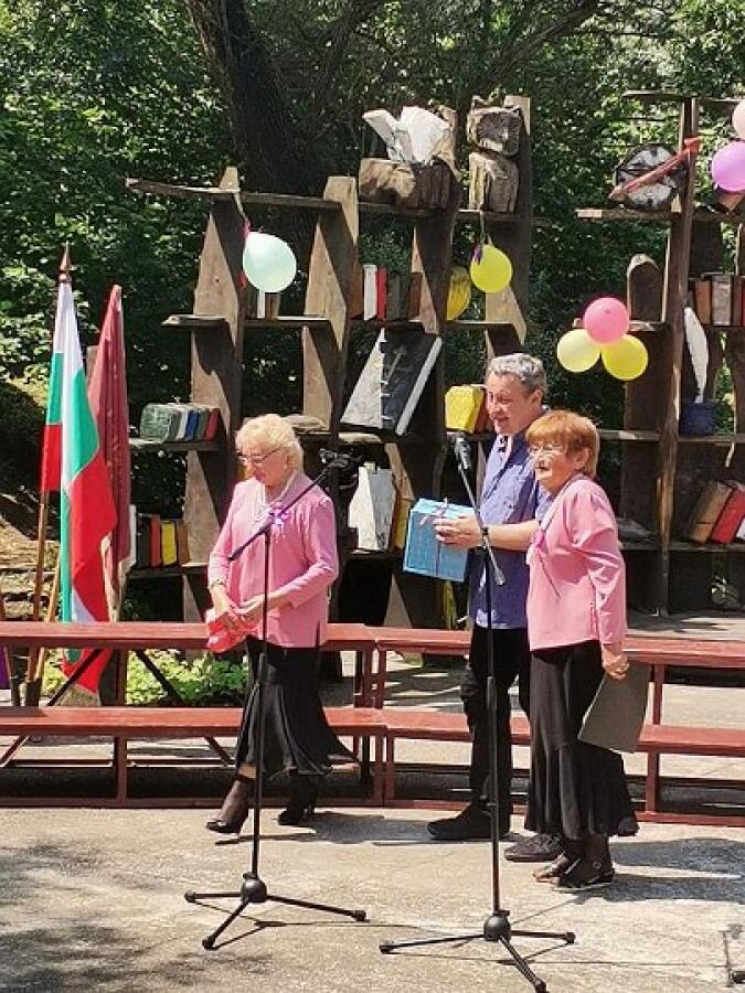 Тържествен концерт на туристическите хорове по повод 50-годишнината на хор „Еделвайс“