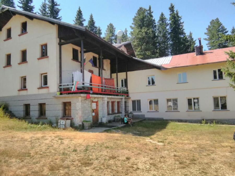 Сборна група от ученици поеха по маршрут в Стара планина
