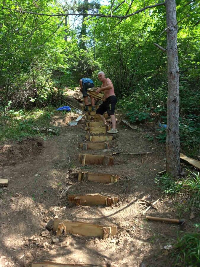 Пешеходен туристически маршрут Гарга баир