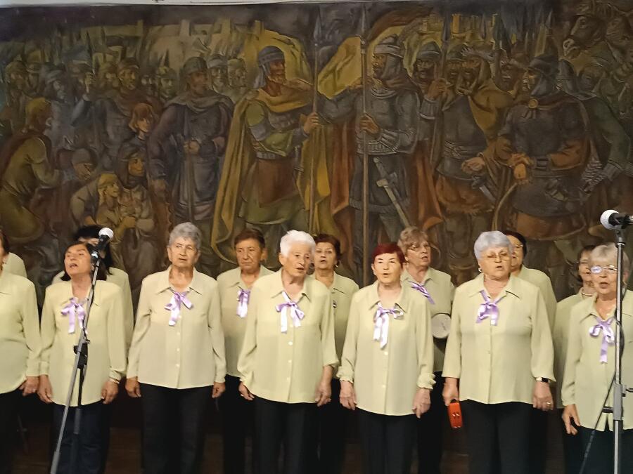 Песните на България
