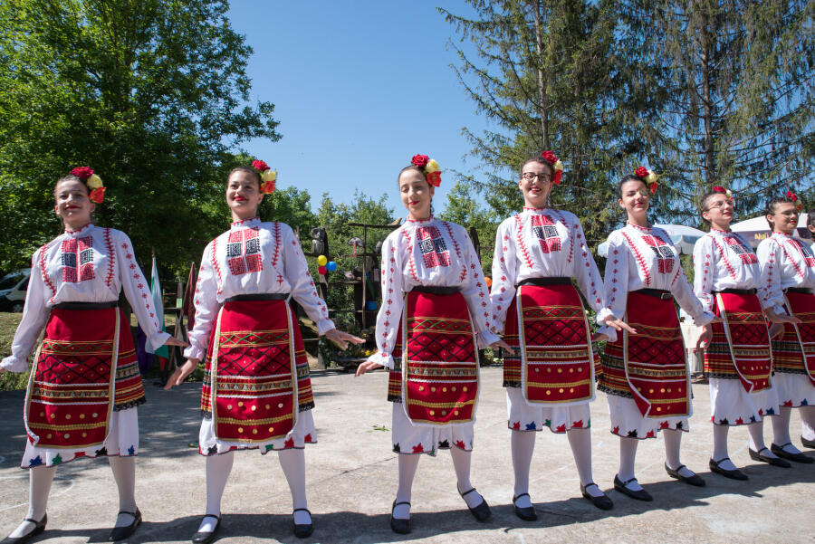 Еньовден на Ксилифор – слънце, билки и български дух