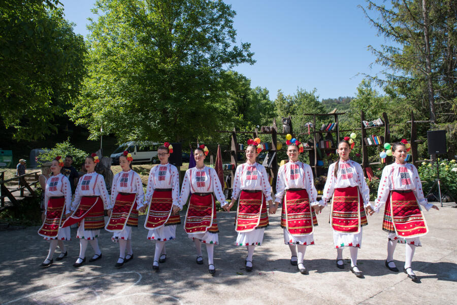Еньовден на Ксилифор – слънце, билки и български дух