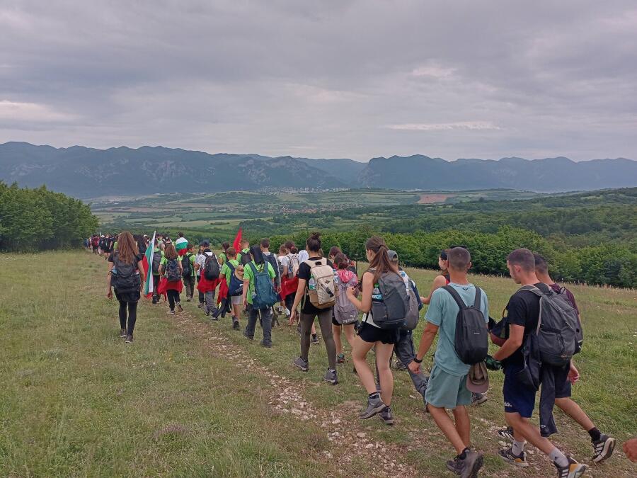 За седми пореден път младежите от ЮТК „Царевец“ при ТД „Трапезица-1902“ поеха по пътя на Ботевата чета