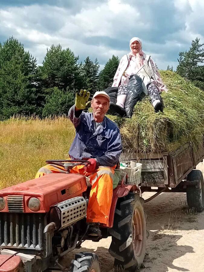 Групата на ТД „Трапезица - 1902“ с водач Боян Димов – по 14 дневния маршрут Е8, лято 2026