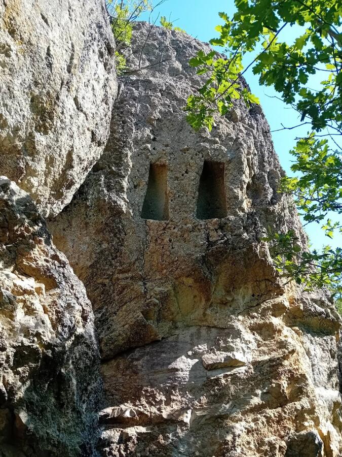 Групата на ТД „Трапезица - 1902“ с водач Боян Димов – по 14 дневния маршрут Е8, лято 2026