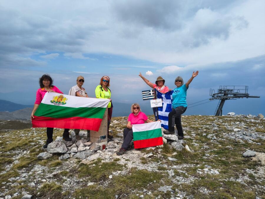 Планинарска група от клуба по пешеходен туризъм при ТД „Трапезица-1902“ по маршрут с исторически и природни забележителности през месец септември