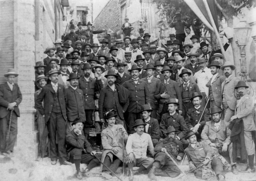 Основателите на ТД пред читалище „Надежда“, 1902 г.